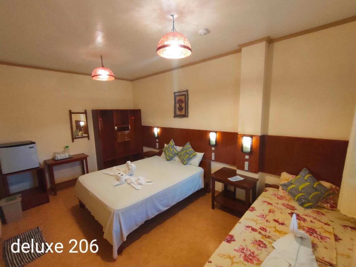 Hotel Sulu Plaza Manoc-Manoc Esterno foto