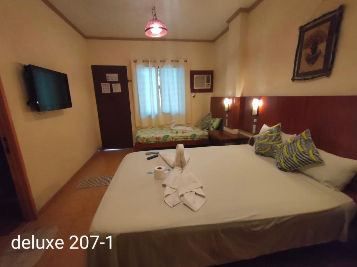 Hotel Sulu Plaza Manoc-Manoc Esterno foto