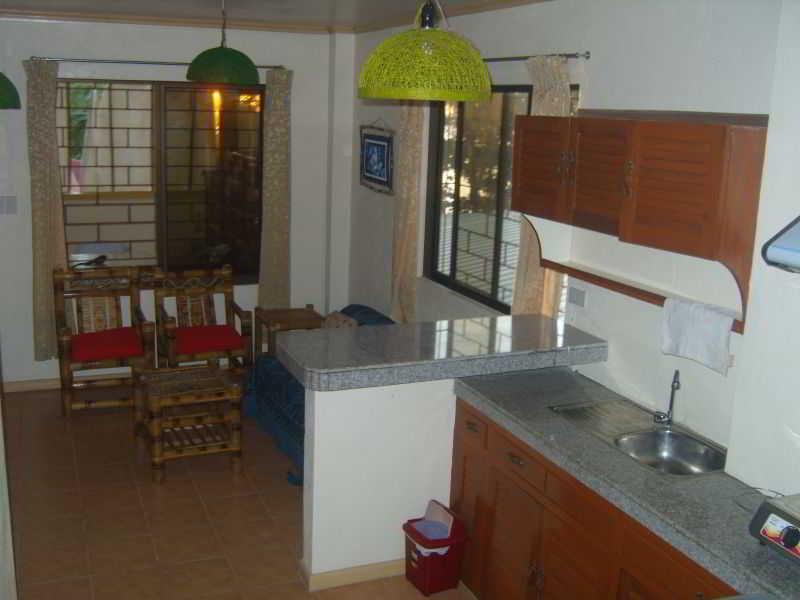 Hotel Sulu Plaza Manoc-Manoc Esterno foto
