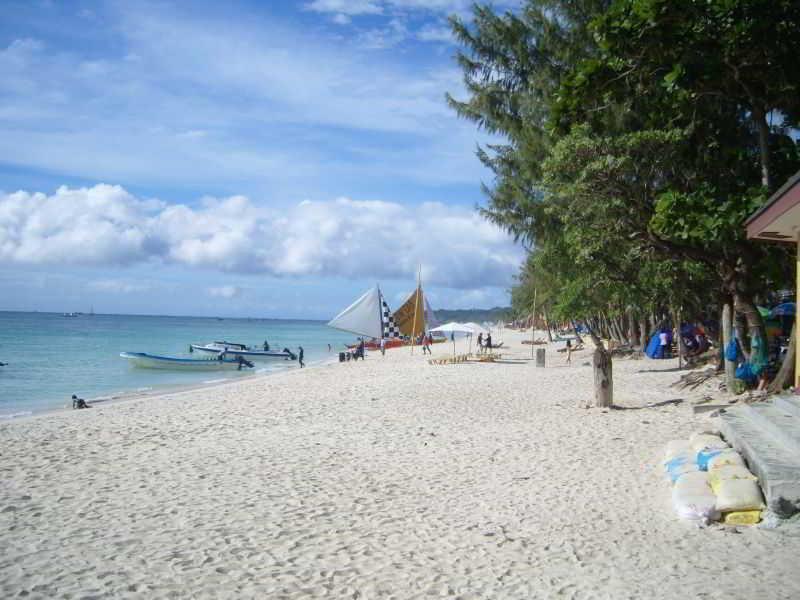 Hotel Sulu Plaza Manoc-Manoc Esterno foto